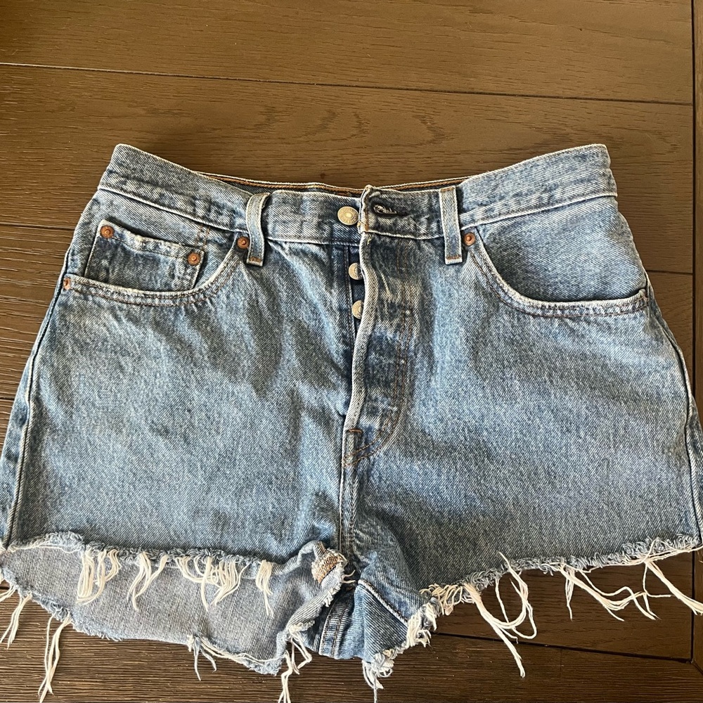 Levi shorts